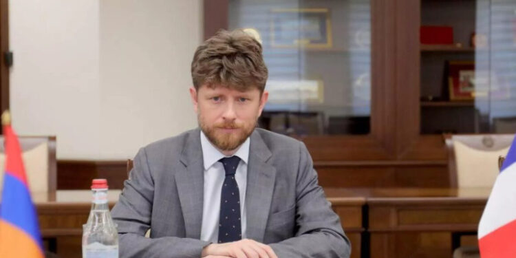 ՀՀ-ում Ֆրանսիայի դեսպանն արձագանքել է «ադրբեջանական սահմանին ֆրանսիական հետախուզություն տեղակայելու»՝ Բաքվի կեղծիքներին