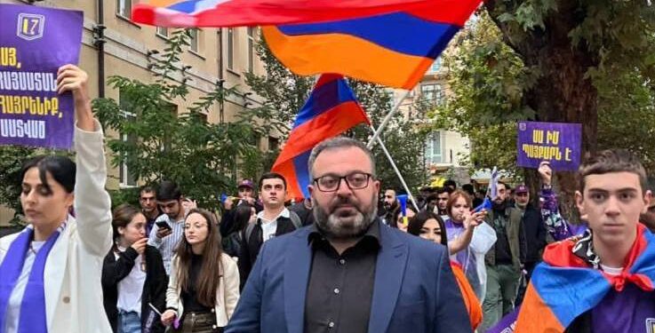 Ճնշում են շարժման ակտիվ մասնակիցներին և նրանց մերձավորներին. «Հրապարակ»