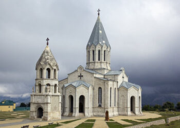 Շուշիի Սուրբ Ամենափրկիչ եկեղեցին՝ այլափոխված և պղծված. monumentwatch