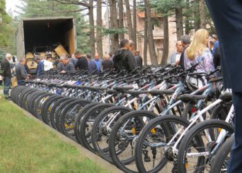 Հանրակրթական դպրոցներին հեծանիվների մատակարարումը շարունակվում է. ԿԳՄՍՆ