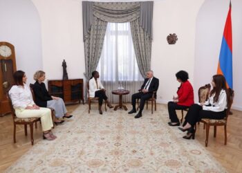 Փոխվարչապետ Մհեր Գրիգորյանն ընդունել է ՀԲ Կովկասի տարածաշրջանային տնօրենին