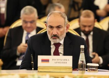 Գերագույն մուրացիկը. «Հրապարակ»