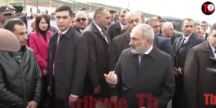 Եգիպտացորենի համար մի հատ ղազան ա պետք, քոթուկ ու 15 հատ եգիպտացորեն. Փաշինյանի խորհուրդները․ տեսանյութ