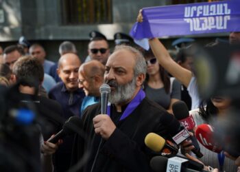 «Պահանջում ենք քրեական վարույթ հարուցել Նիկոլ Փաշինյանի դեմ». Բագրատ Սրբազան