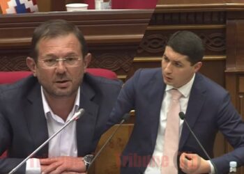 4 տարի հայ ժողովրդի ականջներին լապշա եք կախում, թե՝ զինապահեստը սպաները չեն բացել. Գեղամ Մանուկյան. տեսանյութ