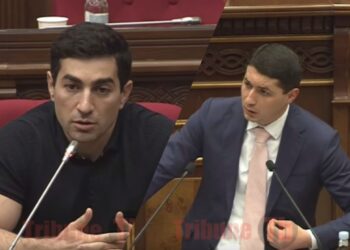 WhatsApp-ում խմբեր են ստեղծում, քարեր են բաժանում, ասում՝ կգնաս ոստիկանի գլուխը կկոտրես. Քյարամյան. տեսանյութ