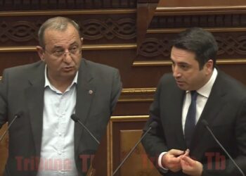 Հոխորտում եք այս ամբիոնից, բայց վաղը մարդկանց հետ պետք է շփվեք, չէ՞. Մինասյանն` Սիմոնյանին. տեսանյութ