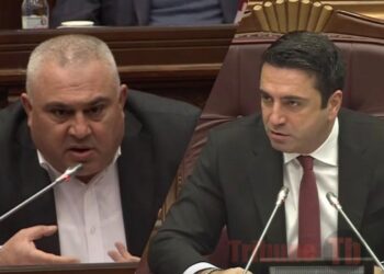 «Դու֊ով հետս չխոսես». Ալեն Սիմոնյանի նկատողությունը` պատգամավորին. տեսանյութ