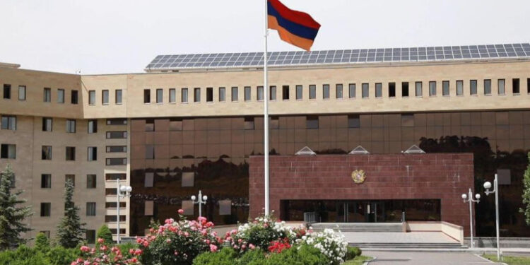 Լիբանանում ՀՀ ԶՈՒ խաղաղապահ զորախումբն իր ծառայությունն իրականացնում է մարտական գործողությունների գոտուց դուրս. ՊՆ