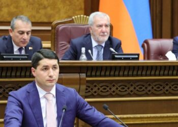 Ինչո՞ւ էին ուժայինները պասիվ ԱԺ վիճաբանության ժամանակ և ո՞ւր էր Անդրանիկ Քոչարյանի ընկերը․ «Ժողովուրդ»