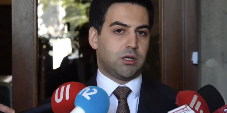 Ռուստամ Բադասյանը մտավախություն չունի, որ մի օր էլ ՔՊ-ականներն իր դեմ ստորագրահավաք կանեն