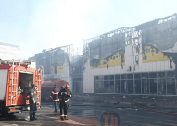 Ինչպե՞ս են հանգցնում ԴՈՄՈւՍ խանութի խոշոր հրդեհը. ՈւՂԻՂ