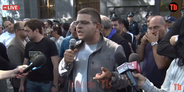 Սա ուսումնական վարժանք էր, թե ինչպես պետք է ձերբակալել Փաշինյանին. ցուցարար. տեսանյութ