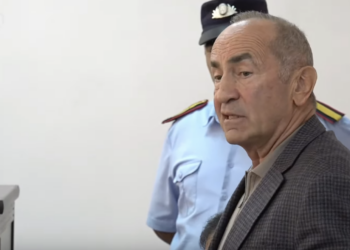 «Ես եկել եմ դատարան որպես բարի կամքի դրսևորում, կնստեմ ուրիշ տեղ, քանի որ մեղադրյալ չեմ». Ռոբերտ Քոչարյան