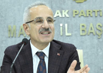 «Ադրբեջանից Նախիջևան տրանսպորտային միջանցքը կարող է անցնել ինչպես Իրանի, այնպես էլ ՀՀ տարածքով». թուրք նախարար