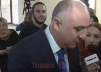 Իհարկե, փամփուշտները փոխվել են. Սասուն Խաչատրյանը՝ Ռոբերտ Քոչարյանի ամոթանքին. տեսանյութ