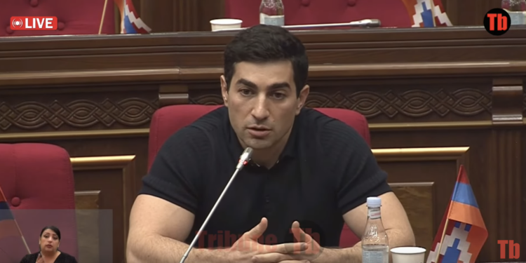 Ձեր մեղադրանքները չեն բխում դատախազության շահերից. Վարդապետյանը՝ Լևոն Քոչարյանին