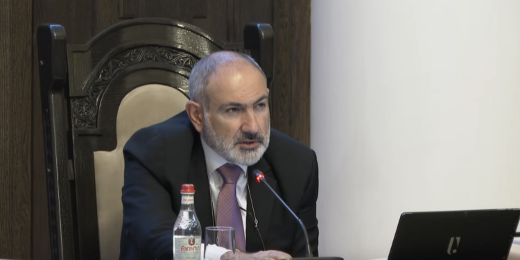 «Սկսեցինք դպրոց կառուցել, պարզվեց դա անել չգիտենք, հեսա կպարզվի, որ խոսել էլ չգիտենք». Փաշինյան