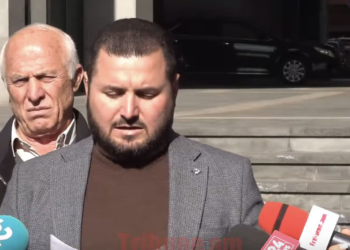 Արցախցիները ՀՀ ԱԳՆ֊ի առջև են. բողոքի ակցիա. Ուղիղ