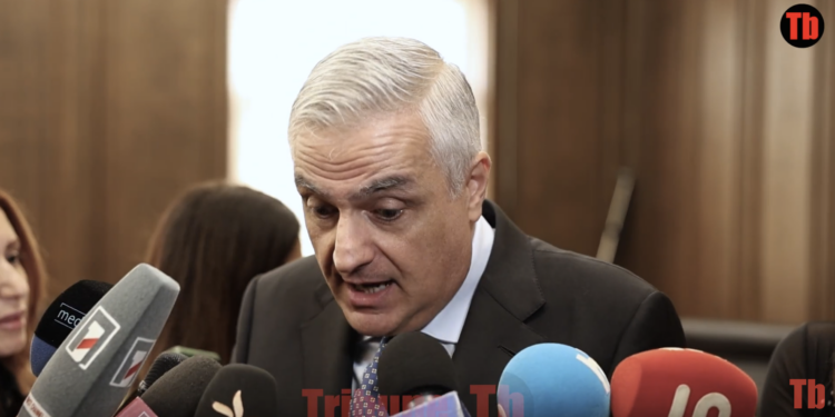 Ինչպես բարկացավ Մհեր Գրիգորյանը. կա՞ Կիրանցում գրանցված տուն, որ տվել ենք Ադրբեջանին. տեսանյութ