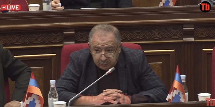 Խնդրում եմ մնալ չափի մեջ. ԱԺ լեզվակռվին միացավ Աղվան Վարդանյանը. տեսանյութ