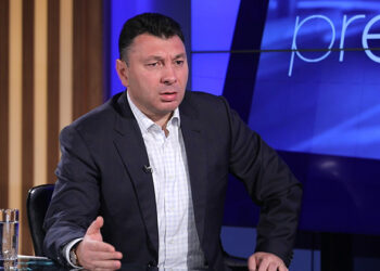 «Մեկ Բաքուն է խոսում Սերժ Սարգսյանի ակտիվ քաղաքական դերակատարման դեմ, մեկ՝ «գրպանային կամակատարները»». Էդուարդ Շարմազանով