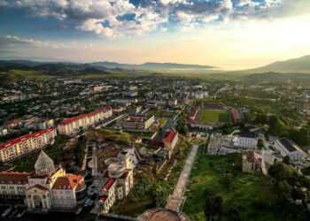 6 ամիս մորս հետ կապ չի եղել. Ստեփանակերտում կյանքից հեռացած հայ կնոջ դուստրը ցանկանում է մորը ՀՀ-ում հուղարկավորել