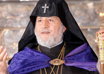 Գարեգին 2-րդը Բաքվում համաշխարհային կրոնական առաջնորդների գագաթնաժողովին մասնակցելու հրավեր չի ստացել