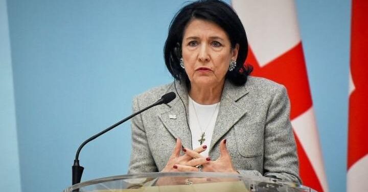 «Իվանիշվիլին վախենում է Ռուսաստանից, բայց դա մեր խնդիրը չէ». Վրաստանի նախագահ