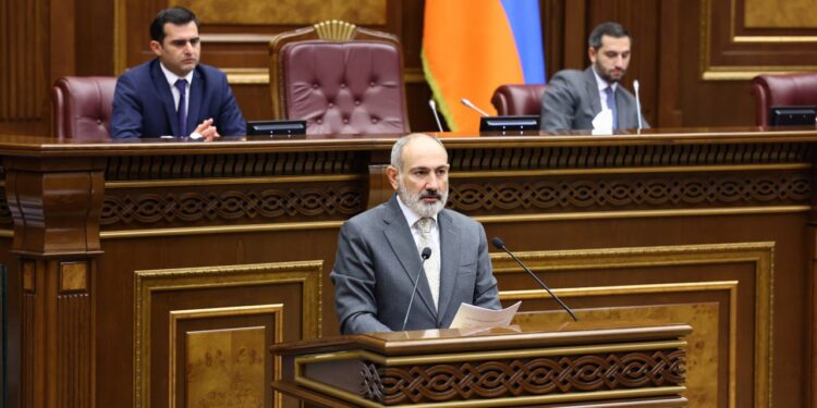 ««Գինի լից» երգում նկարագրված կամավորը պետության չգոյության սիմվոլն է». Փաշինյան