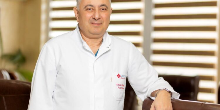 Արմեն Չարչյանի նկատմամբ նշանակված 3 տարի ժամկետով փորձաշրջանը կրճատվել է 1 տարի ժամկետով