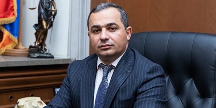 Ի՞նչ ունեցվածք ունի ՔԿ ղեկավարի հավանական թեկնածուն. «Ժողովուրդ»