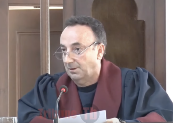 Եթե էդ օրենքը չընդունվեց, էդ 9 միլիոնը ո՞նց եք ծախսելու. Թովմասյան