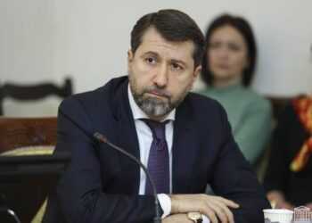 «Ուզում եմ առաջ ընկնել պաշտոնանկությունների շրջանառվող շարքից. հրաժարվում եմ ԲԴԽ-ի թե´ նախագահությունից և թե´ անդամությունից». Կարեն Անդրեասյան