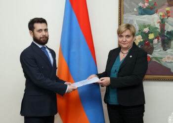 ՀՀ-ում ԿԽՄԿ պատվիրակության նորանշանակ ղեկավարն իր հավատարմագրերի պատճենն է հանձնել ՀՀ ԱԳ նախարարի տեղակալին