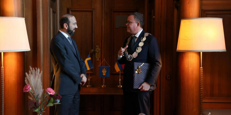 Միրզոյանն ու Օլլե Բուրելը քննարկել են Երևանի և Ստոկհոլմի միջև համագործակցության հաստատման հնարավորությունները