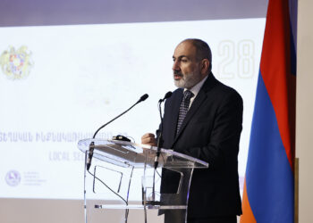 «Շատ ավանդույթներից մենք ուղղակի պետք է հրաժարվենք, դրանք ձևավորվել են պետականության, համայնքի բացակայության պայմաններում». Փաշինյան