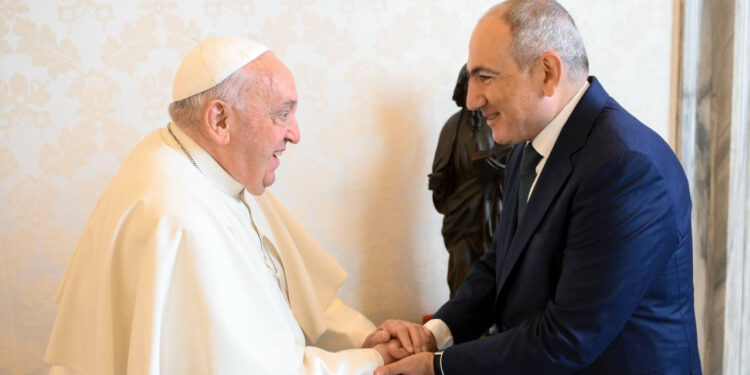 «Սուրբ Աթոռ կատարած աշխատանքային այցի շրջանակում առանձնազրույց ունեցա Ֆրանցիսկոս Պապի հետ». Փաշինյան