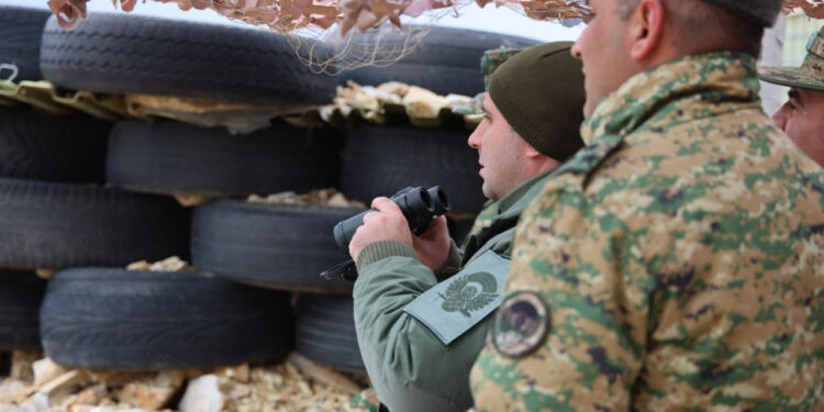 Սուրեն Պապիկյանն այցելել է սահմանագոտի