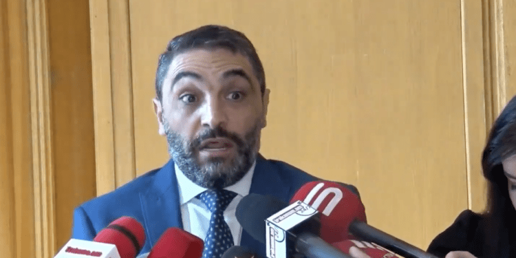 Թող ապացուցեն, որ մեղավոր եմ. Սիմիդյանը՝ ընկերոջ շահած տենդերի մախինացիաների մասին. տեսանյութ