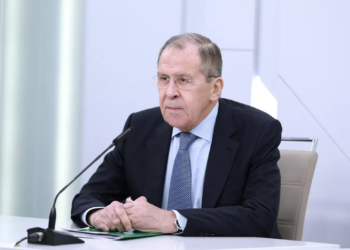 «Մոսկվան, ի տարբերություն արևմտյան կեղծավոր միջնորդների, Երևանին և Բաքվին չի դրդում հապճեպ խաղաղության պայմանագիր կնքել». Լավրով