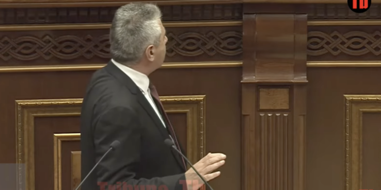 Սա լինի Ձեր վերջին համարձակությունը՝ ընդհատելու իմ ելույթը. Էդգար Ղազարյանի խոսափողն անջատեցին. տեսանյութ