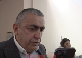 Ռուստամյանը բարկացավ. Էս ի՞նչ եք խոսում, ի՞նչ կոմպրոմատ, մեզնից բացի ո՞վ կարա 500 մարդ հավաքի. տեսանյութ