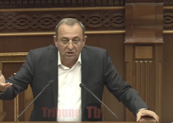 Քուա՛նշ, պարոն Սուքիասյան, թեստը չանցաք. բա արմատուրով ծեծող մարդուն ինչի՞ չեք դատում. տեսանյութ