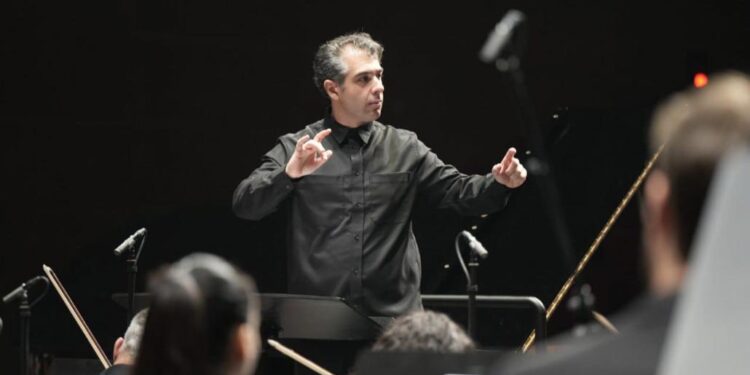 Սերգեյ Սմբատյանը Կանադայում կղեկավարի Օնտարիոյի ֆիլհարմոնիկ նվագախումբը