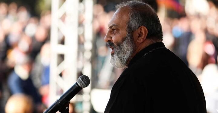 Բագրատ սրբազանը մեկնել է Մոսկվա՝ ՌԴ որոշ շրջանակների հետ հանդիպելու համար. «Հրապարակ»