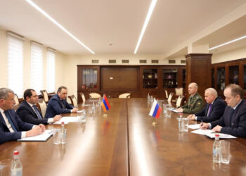 Կոպիրկինը Սուրեն Պապիկյանին է ներկայացրել ՌԴ դեսպանության պաշտպանության հարցերով նորանշանակ կցորդին