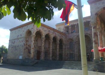 Գողություն՝ Վանաձորում. մշակույթի պալատից տարել են ջեռուցման համակարգերն ու մարտկոցները