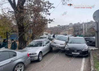 Ավտովթար Երևանում՝ 4, այդ թվում կայանված մեքենաների մասնակցությամբ