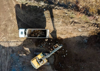 Ագարակի հնավայրը շրջանցող մոտ 8 կմ ճանապարհի կառուցման շրջանակում ավարտվել են կոմունիկացիաների տեղափոխման և հողային աշխատանքները